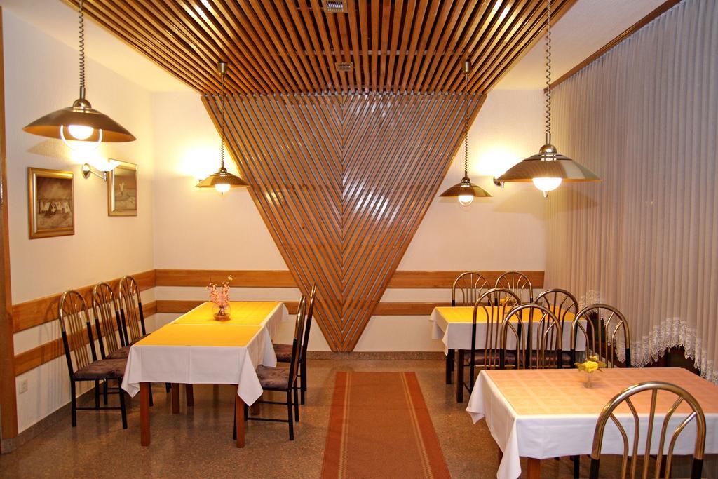 Guest House Royal Cakovec Exterior photo