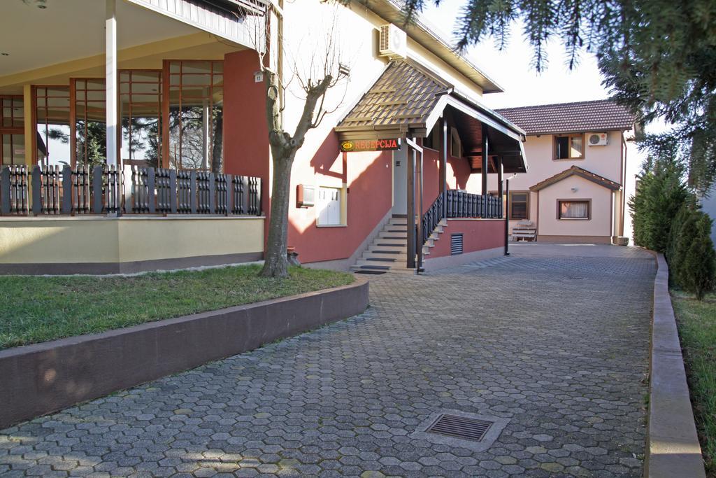 Guest House Royal Cakovec Exterior photo