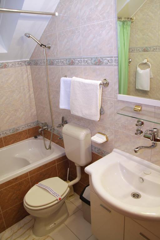 Guest House Royal Cakovec Exterior photo